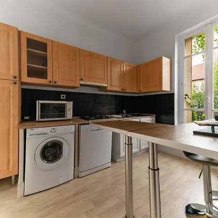 André Thérèse, Calme Belle Epoque *