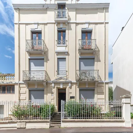 아파트 Andre Therese, Calme Belle Epoque 비시