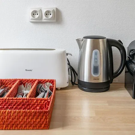 Andre Therese, Calme Belle Epoque